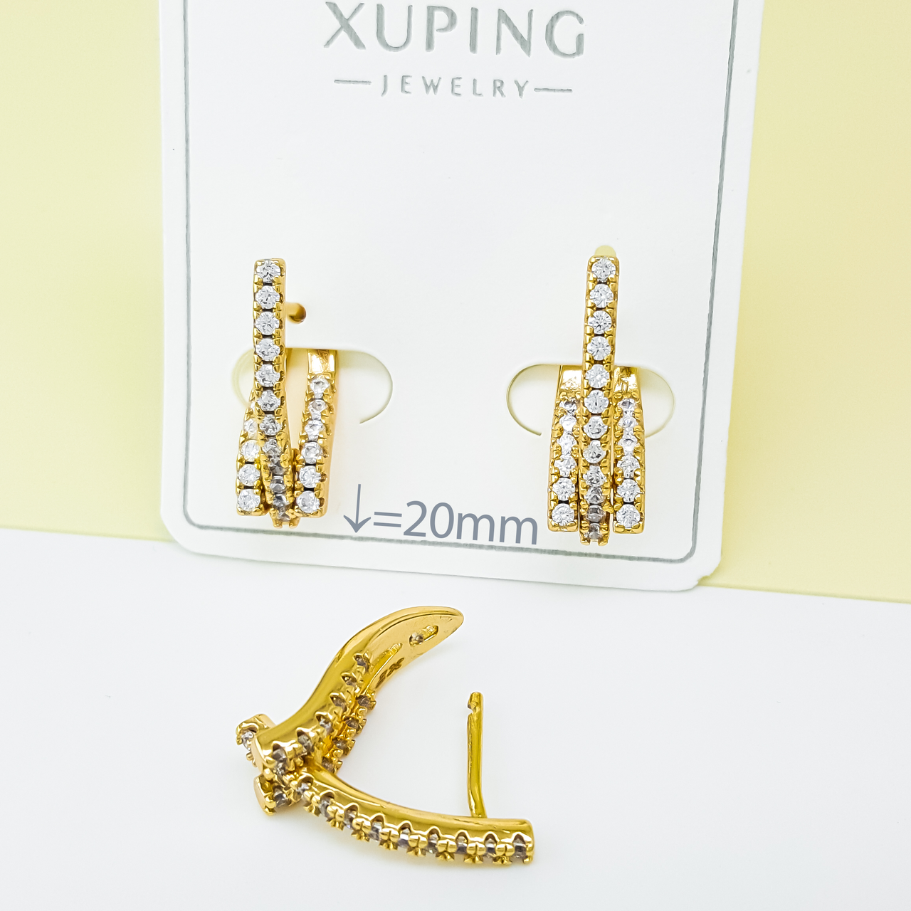 Сережки "Класика" з розсипом каміння, медичне золото Xuping 18К