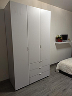 Шкаф для одежды Гелар 3 ДСП трехдверный (1162х495х2034) белый