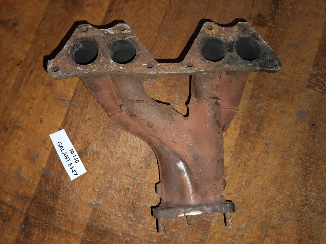 №140 Випускний колектор для Mitsubishi Galant 83-87