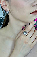 Срібний комплект прикрас з білим кубічним цирконієм — витонченість у кожній деталі