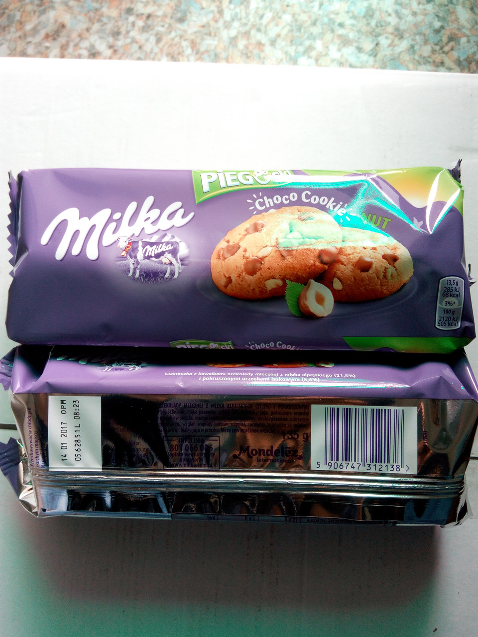 Печенье Milka Pieguski Choco Cookies Nut (c кусочками шоколада и орехами), 135 гр - фото 7 - id-p405162101