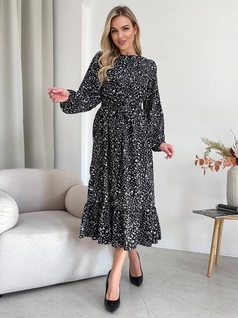 Чорна сукня жіноча силуетна з квітковим принтом довжини міді, фото 1