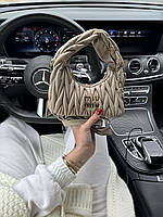 Женская сумочка миу миу бежевая Miu Miu молодёжная модная сумочка через плечо