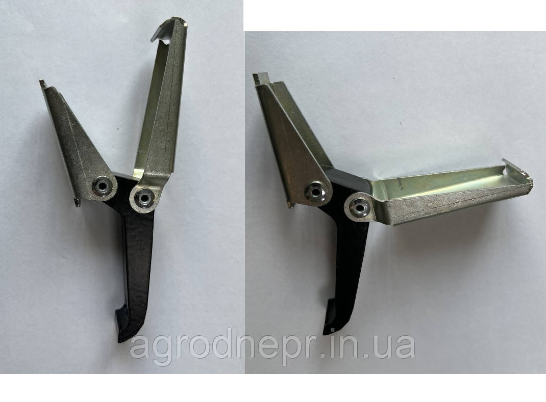 Засувка (ручка) задньої рамки кабіни ЮМЗ ( Металева ) 70-6706120 СБ, фото 1