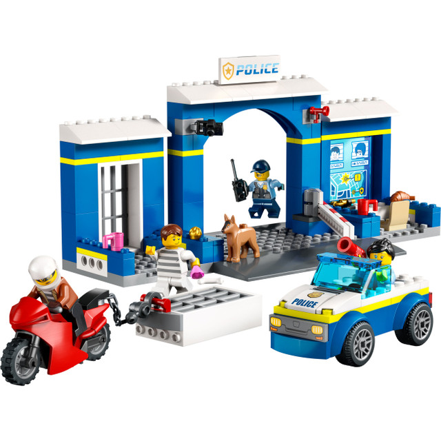LEGO City 60370 Переслідування на поліцейській дільниці  Конструктор лего сіті Переслідування на поліцейській дільниці 60370 