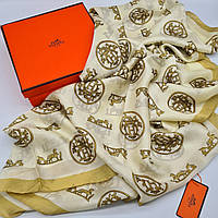 Палантин, шарф, парео, платок Hermes шелковый золотисто бежевого цвета