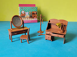 Лялькові меблі Кабінет: Письмовий стіл, комод із дзеркалом, вішалка; для ляльок
