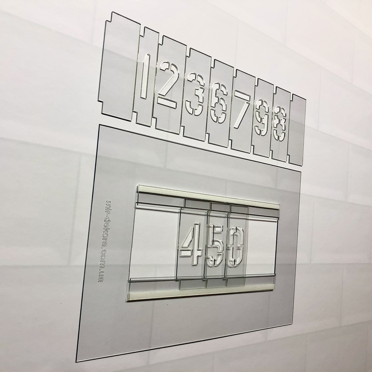 Трафарет з цифрами 0-9 багаторазові з рамкою для набору цифр 20 мм (в наявності від 20 до 500 мм)