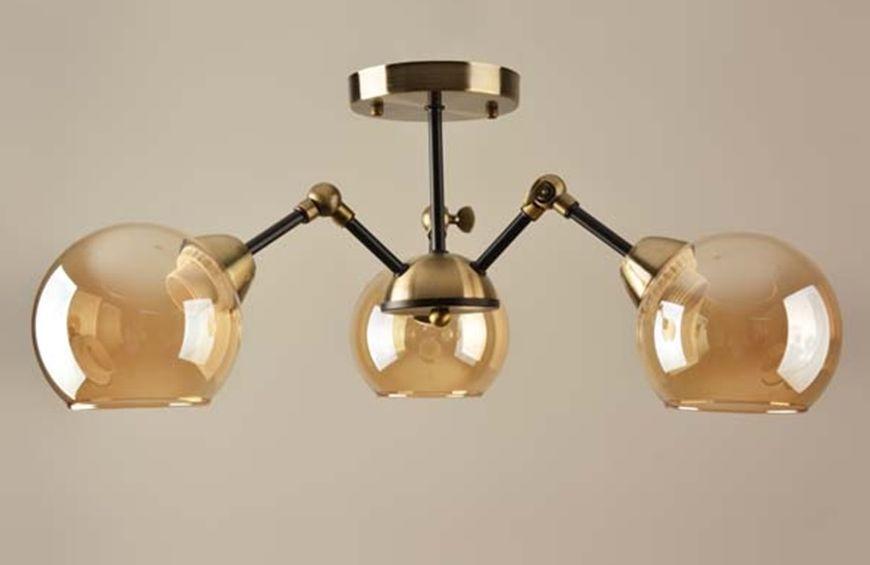 Люстра стельова на три плафони