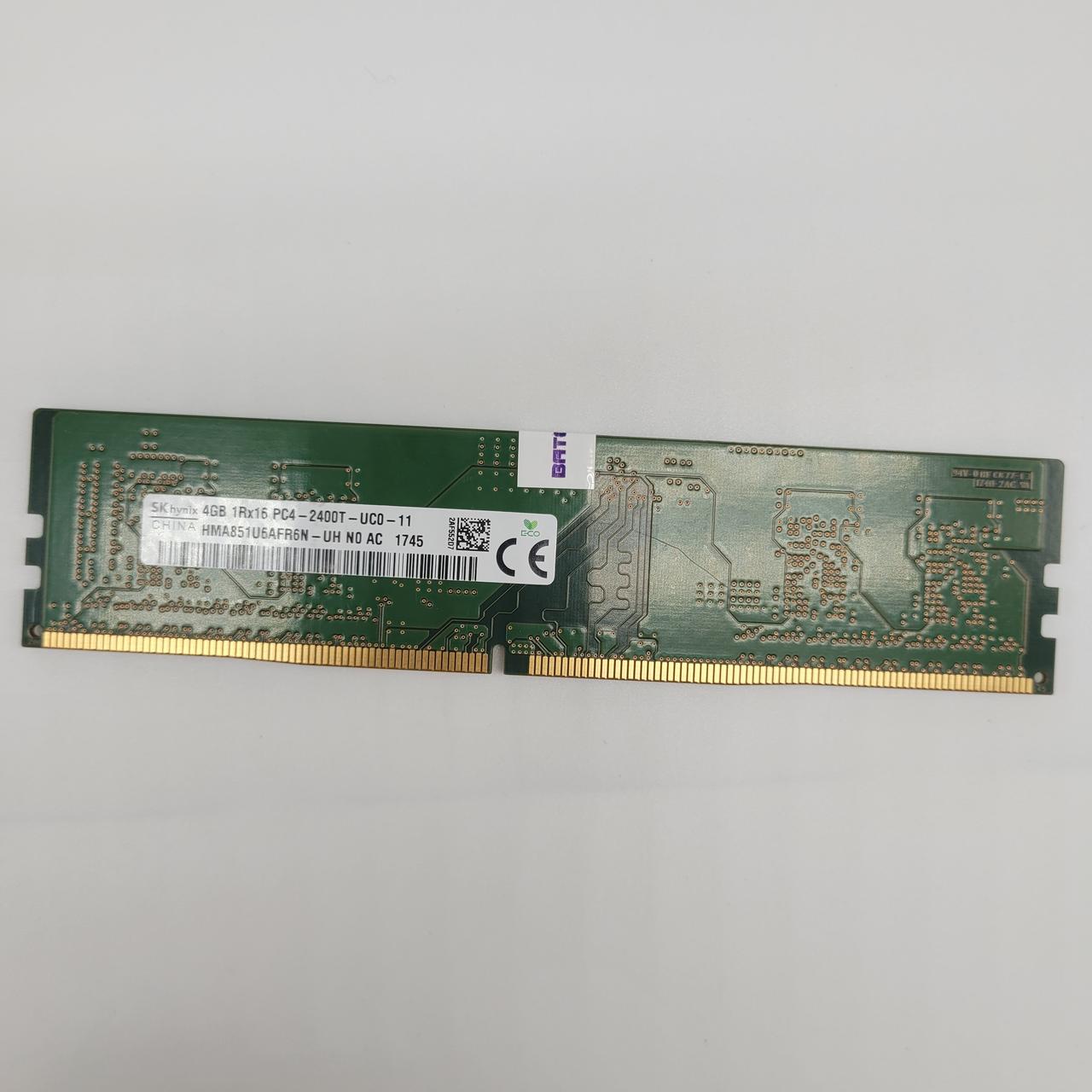 Оперативна пам'ять SK Hynix DDR4 4Gb 2400MHz PC4-19200U 1R16 CL17 (HMA851U6AFR6N-UH N0 AC) Б/В