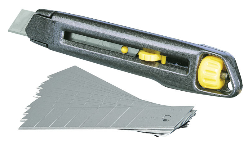 Ніж висувний шпалерний сегментний 18мм 165мм Interlock + 10 лез STANLEY 8-10-018