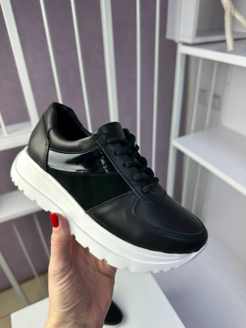 Кросівки жіночі Arcoboletto чорні шкіряні повсякденні демісезонні модні, фото 1