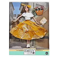 Кукла "Emily" с корзинкой