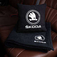 Флисовый комплект 3 пледа и 3 подушки в машину с логотипом авто Škoda