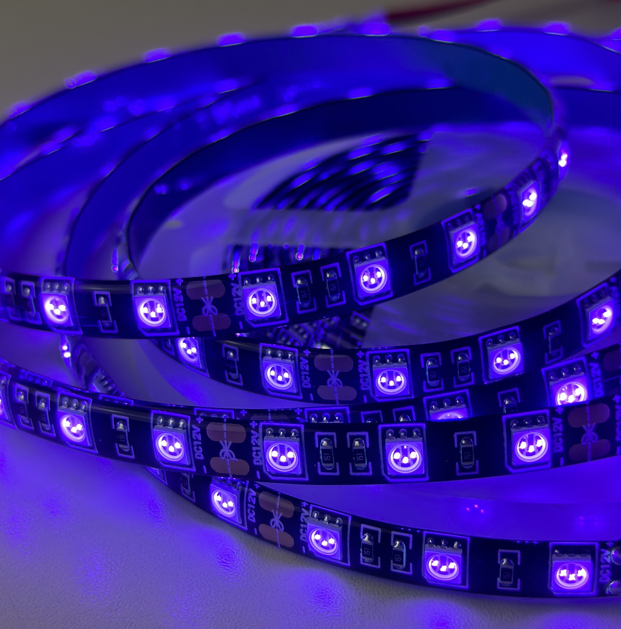 Світлодіодна стрічка UV SMD 5050 60 д.м. 12V IP65 ультрафіолетова (ціна 1 м)