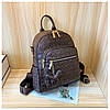 Жіночий рюкзак коричневий з кулоном мікі, фото 5
