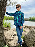 Яркая легкая ветровка для мальчика, размер 140-164 см.
