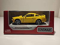 Колекційна іграшкова машинка Kinsmart Ford Mustang GT 2006 1:36 KT5091W жовта