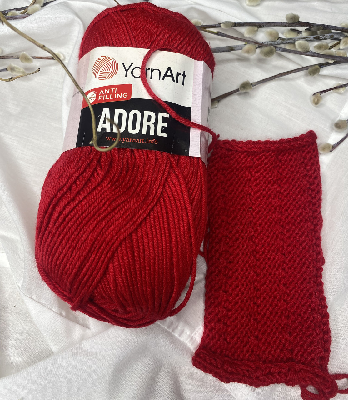 Пряжа акриловая YarnArt Adore AntiPilling (ЯрнАрт Адор Антіпіллінг), Белый №330, 100гр., 280м. - фото 5 - id-p2026614942