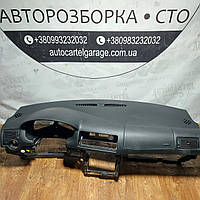 Торпедо Volkswagen Golf 4 2100000325757