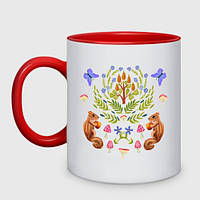 Чашка с принтом двухцветная «Бурундуки в лесу у сосны» (цвет чашки на выбор)