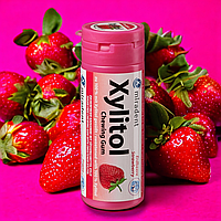 Жувальна гумка з ксилітолом Xylitol Chewing Gum Strawberry для дітей (30 шт), (Miradent)