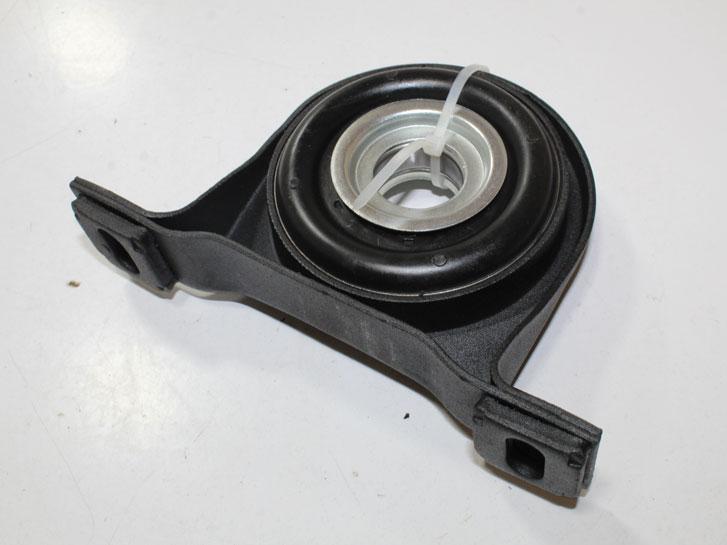 Підшипник підвісний MB Vito 639 03- D = 30 mm, задній (SKF Підш) SCB-129K Shafer