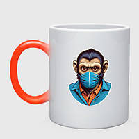 Чашка с принтом хамелеон «Портрет обезьяны в маске»