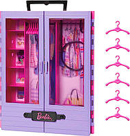 Игровой набор Барби Шкаф чемодан для одежды Barbie Fashionistas Ultimate Closet HJL65