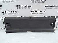 Накладка проёма багажника черная Chevrolet Volt 11-15 б/у ORIGINAL (мелкие царапины)
