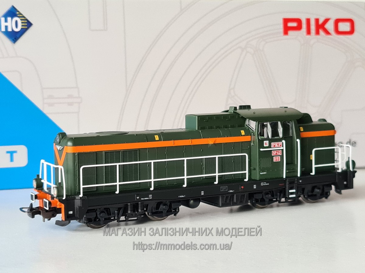 PIKO 59274  модель маневрового тепловоза SM42, масштаба Н0 1:87