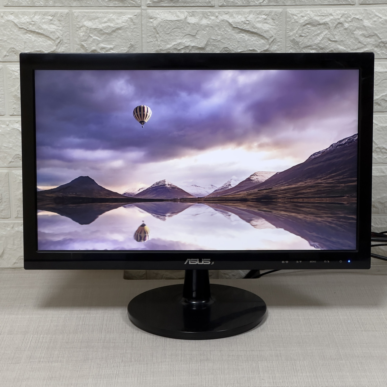 Монітор 18.5" Asus VS197DE A-
