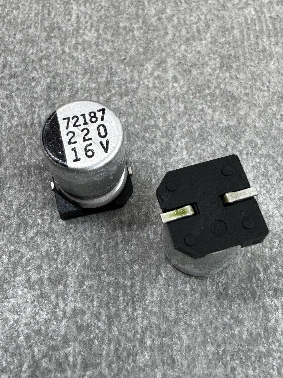 Конденсатор електролітичний 220uf 16V,105C, (8x10)