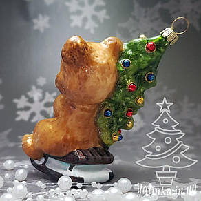 Скляна ялинкова іграшка ведмедик на санчатах з ялинкою Komozja Family Santa Claus, фото 3