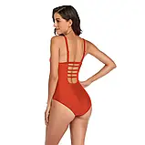 Жіночий червоний суцільний купальник з утяжкою на спині виріз з тканинними смужками, фото 4