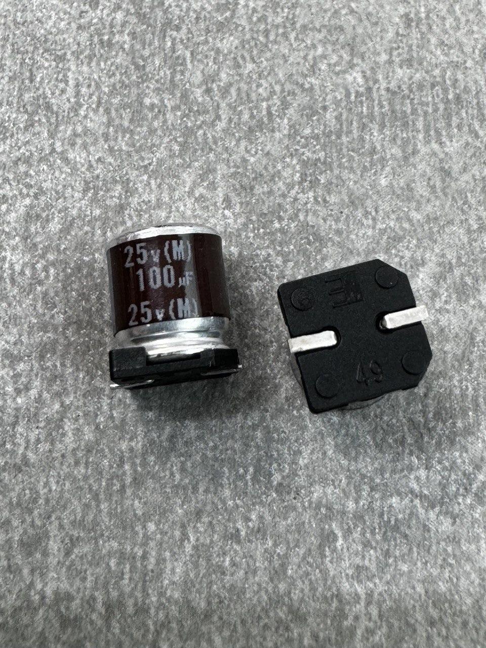 Конденсатор електролітичний 100uf 25V,105C, (8x10)