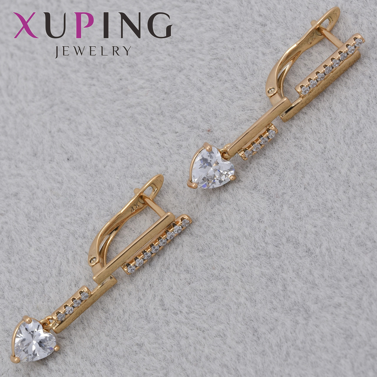 Серьги женские золотистого цвета Xuping Jewelry английская застёжка с белыми камушками сердечки размер 30х3 мм