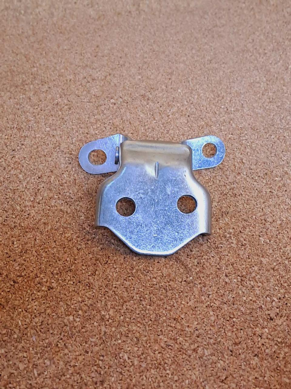 Петля двері передньої правої нижня Great Wall Safe Грейт Вол Сейф, фото 1