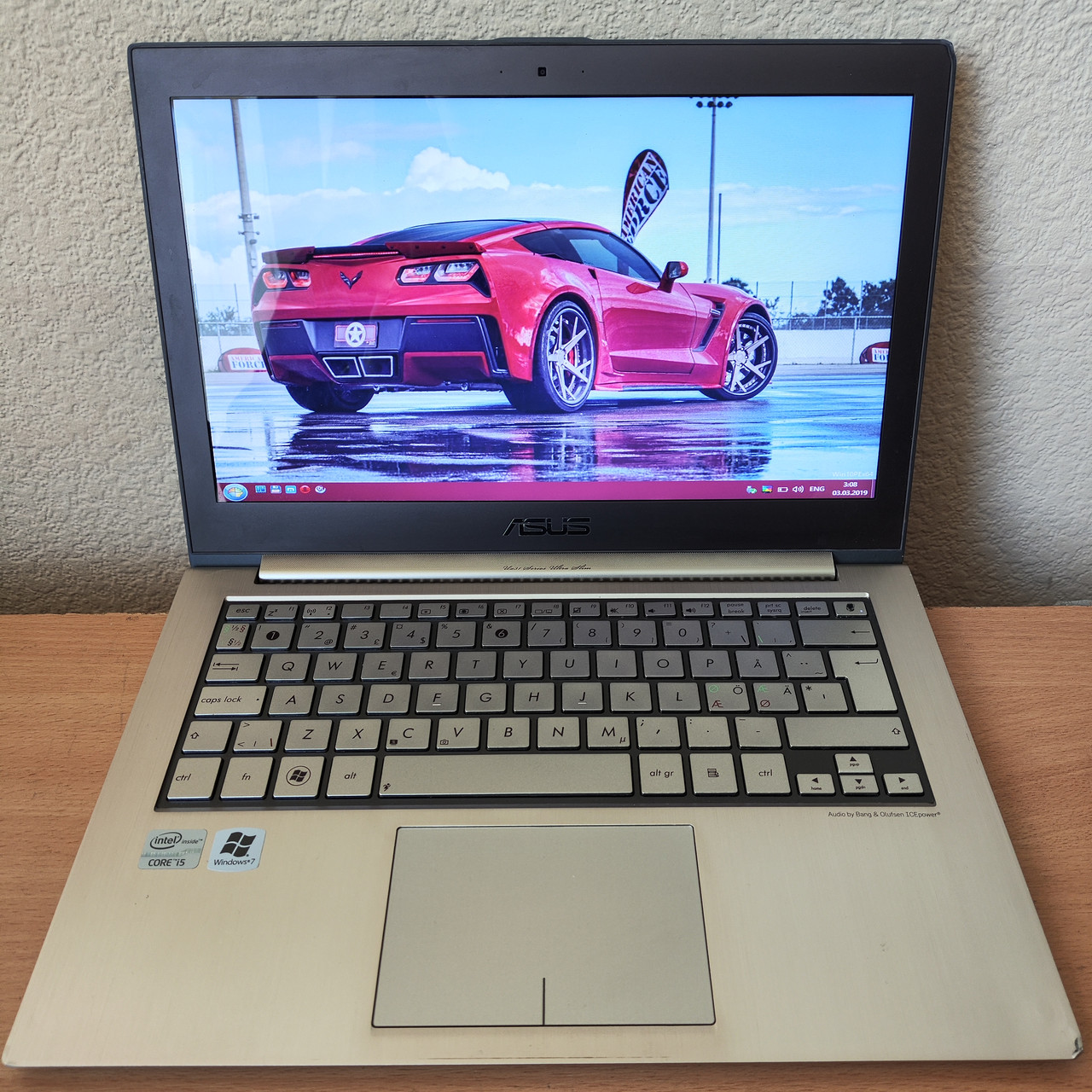 Ноутбук Asus UX31E 13.3" HD+ i5-2557M/4 Gb DDR3/128 Gb SSD/Intel HD Graphics 3000, фото 1