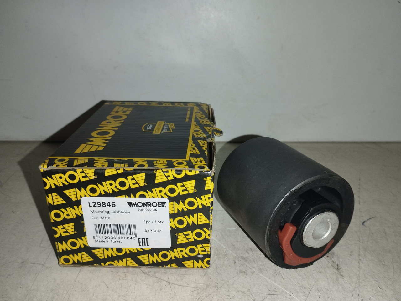 MONROE Сайлентблок задній нижній важіль AUDI/SKODA/VW A4/A6/A8, фото 1