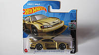 Машинка Hot Wheels Nissan Silvia