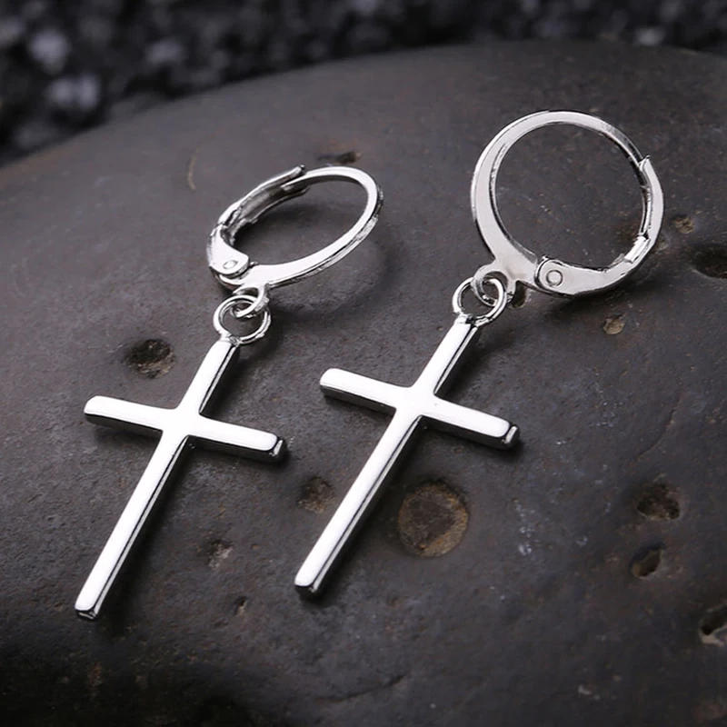 Сріблясті сережки у вигляді хрестів