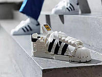 Конструктор LEGO блоковый Expert культовые Кроссовки Adidas Originals Superstarиз кубиков LEGO