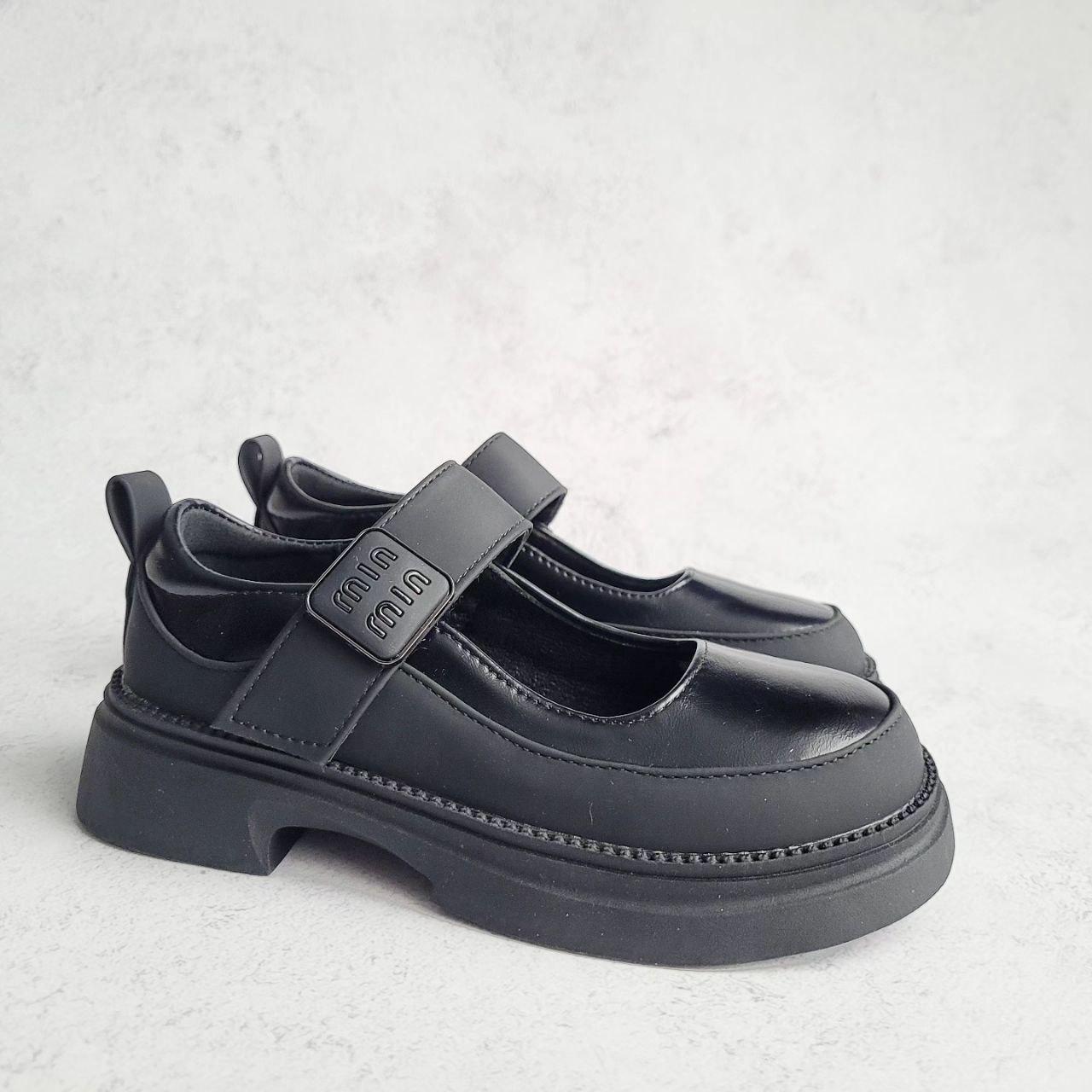Туфлі для дівчинки на ліпучці ошатні устілка шкіряна із супінатором чорні Розміри 31-35 34