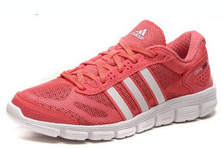 Жіноче взуття