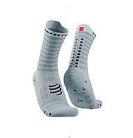 Безшовні бігові шкарпетки Compressport Pro Racing Socks V4.0 Ultralight Run High, White/Alloy, T3 (42-44)