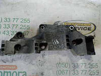 Кронштейн генератора VW Golf IV 1997-2006 06A903141R Vag Б/У