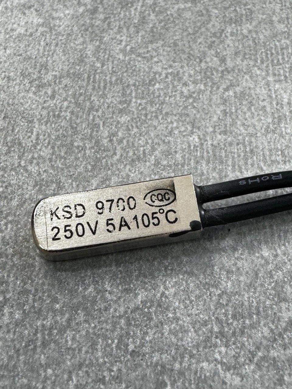 Термостат KSD9700-105 (нормозамкнутний)