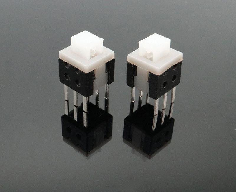 Кнопковий перемикач 5.8*5.8-6P, плоска головка, без фіксації