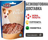 Лакомство Trixie Mini Pretzels для собак, крендель с курицей, 100 г